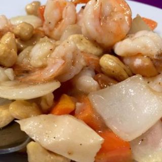 Gambas Con Anacardos