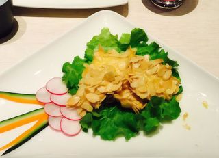 Pollo fritto con mandorle