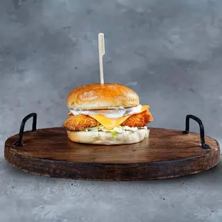 Chicken burger 100g + coca cola 0.33ml