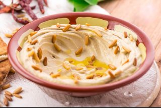 Hummus muguri de pin