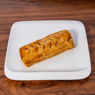 Hrenovka u lisnatom tijestu 140g