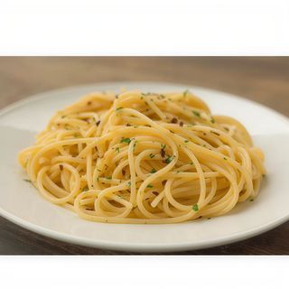 Spaghetti con aglio e olio