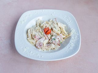 Pasta sa pršutom i prazilukom