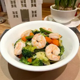 WOK DI VERDURE CON RISO VENERE E MAZZANCOLLE*