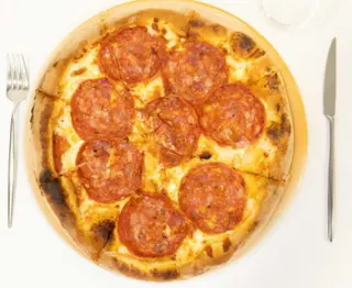 Pizza Salami Ø 32cm