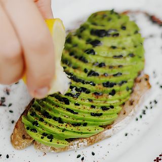 Авокадо тост (150г)