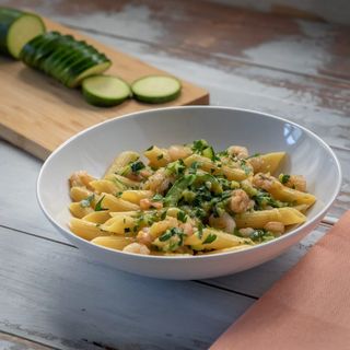Penne gamberi e zucchine
