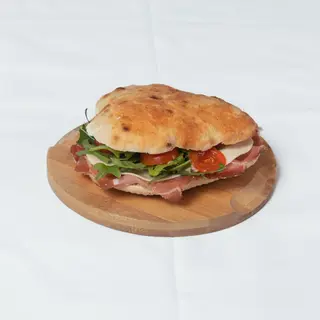 Speck, rucola e pomodorini