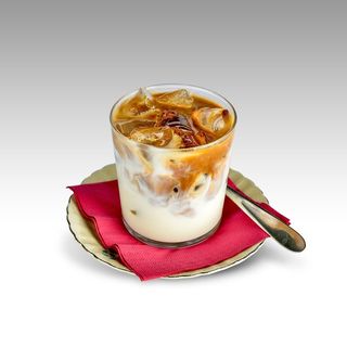 Latte, caffè ghiacciato