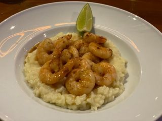 Creveți cu orez și parmezan