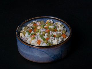 Олів'є з язиком (200г)