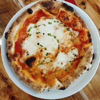 Pizza De Búfala (28 Cm. A 30 Cm. Aprox.)