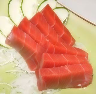 55. Sashimi de Atún(7 cortes)