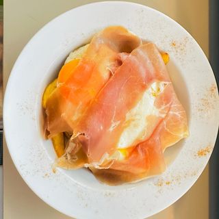 HUEVOS ROTOS CON JAMON 