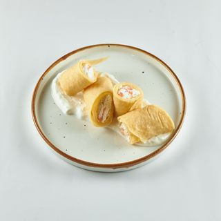 Млинці з лососем та сиром (180г)