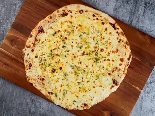 Pizza 4 Quesos