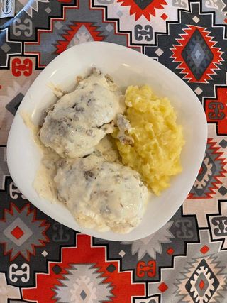 Đulbastije sa prilogom