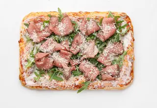 Pizza romană sub Roastbeef