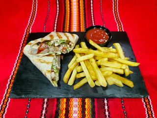 Тортиля с пилешко 