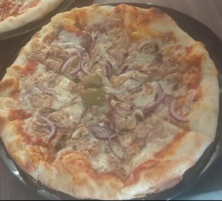 Tuna pizza 25cm