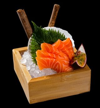 Sake sashimi 12 pezzi
