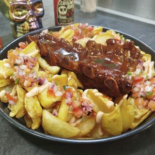 Nueva Costillas BBQ con su cama de patatas