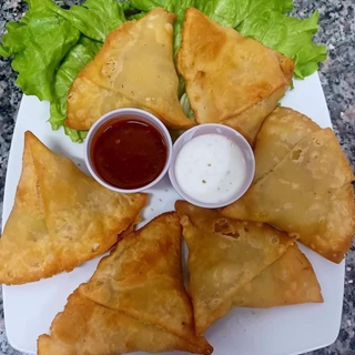 samosa con verdore (2 pz)