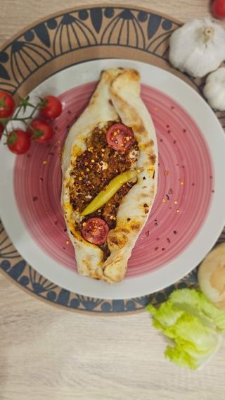 Pide Chili Peperoncini