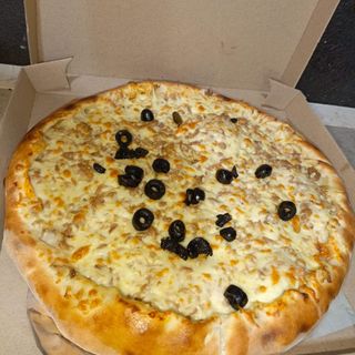 Pizza Thon Double Pâte