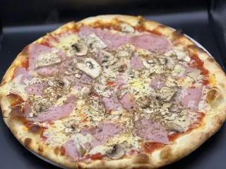 Pizza Capricciosa velika