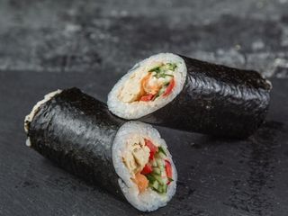 Стріт рол з тигровими креветками (310g)