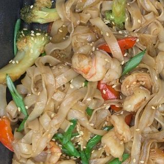 Удон паттай з морепродуктами(400грм)