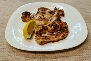 Пилешка пържола от бут (200г)