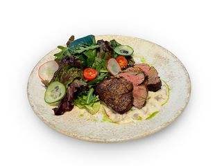 Ростбиф с миксом салата и грибным соусом (400г)