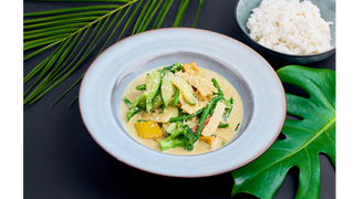 Zielone Curry z Warzywami i Tofu