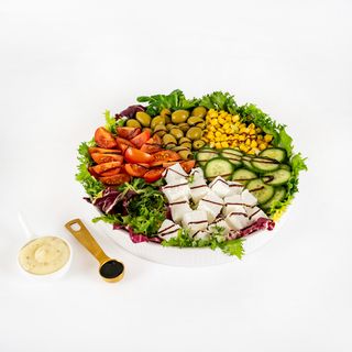 SALATĂ CU BRANZA FETA