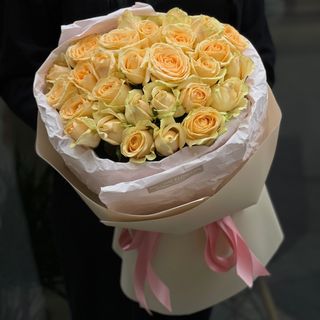 29 кремових троянд Піч Аваланч 