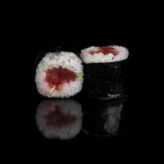 58-Maki De Atún (4 Pzs.)