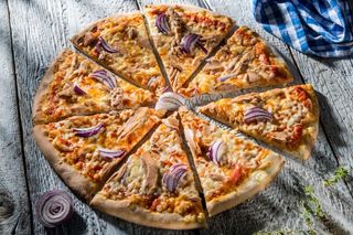 Pizza Tonno e Cipolla