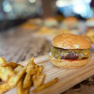 Cheeseburger infantil