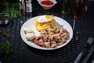 Tochitura moldoveneasca