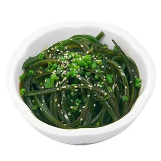 Ensalada De Algas Wakame Con Gambas