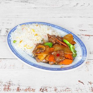 210 - Carne de Vaca com Molho de Alho