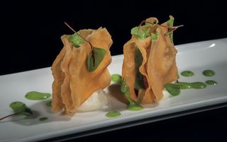 M09.Millefoglie di salmone spicy (3 pz）