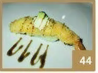 44 Nigiri ebi tempura