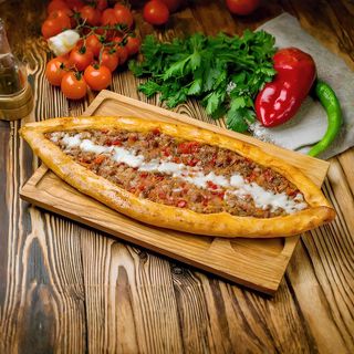 Пиде с фаршем