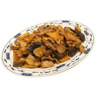 Cerdo Con Bambu Y Setas Chinas