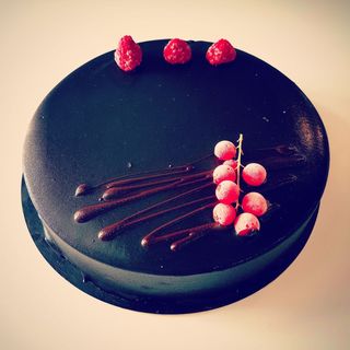 Sacher 