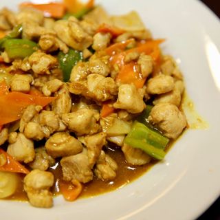 P4 - Pollo con salsa curry