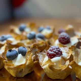 ხრაშუნა დესერტის კენკრით 